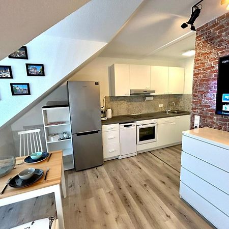 Apartment Im Stadtzentrum Mit W-Lan Home Sweet Home Furth Bagian luar foto