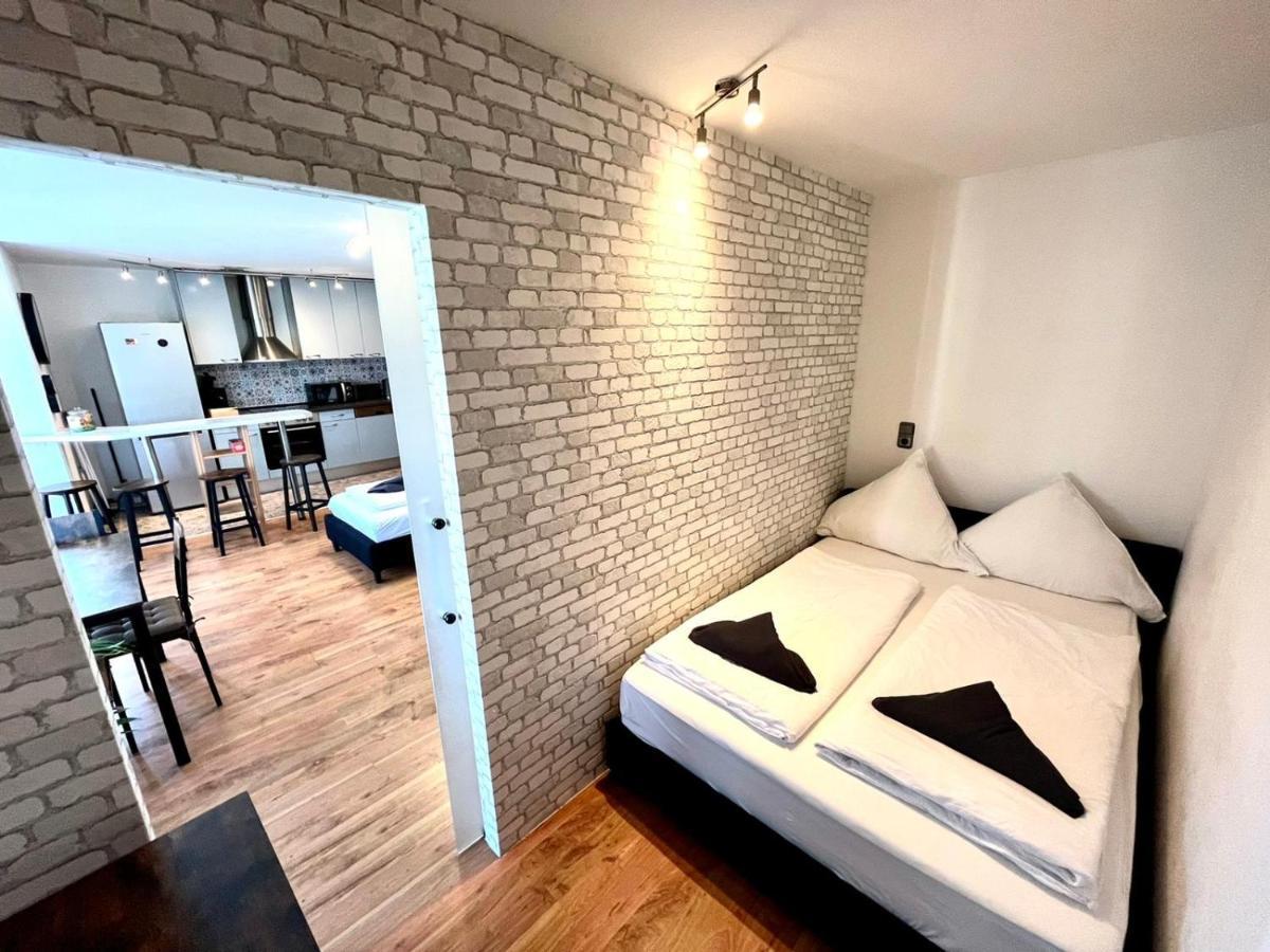 Apartment Im Stadtzentrum Mit W-Lan Home Sweet Home Furth Bagian luar foto